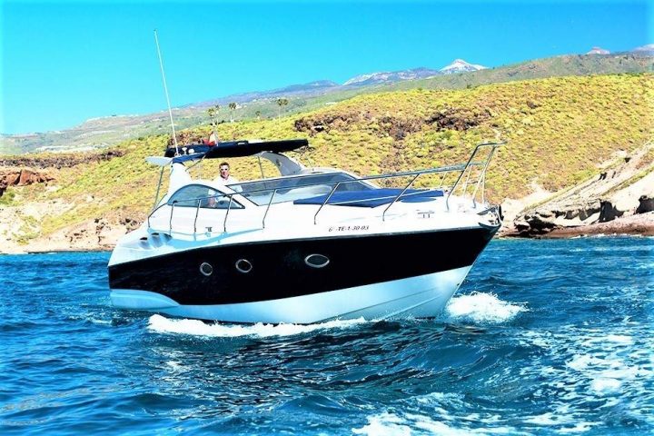 Luxury Yacht Charter in Tenerife with Astondoa 40 Open - 443  