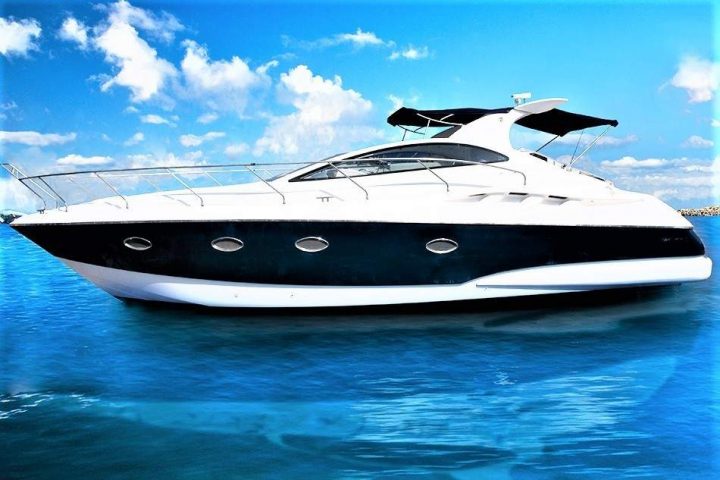 Pampano Luxusyacht Astondoa 40 Teneriffa Bootscharter