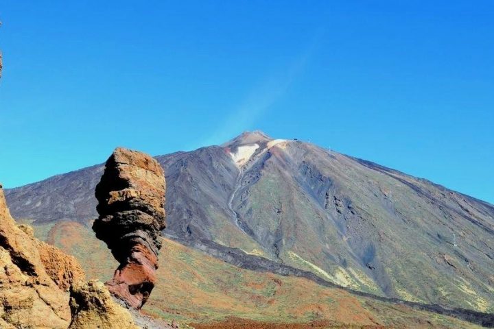 HIKING IN TENERIFE TEIDE ASCENT