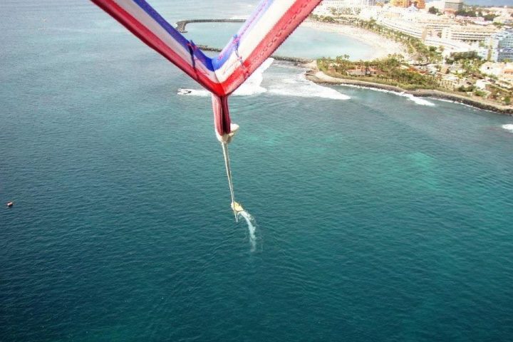 Parascending in Tenerife South - 1060  