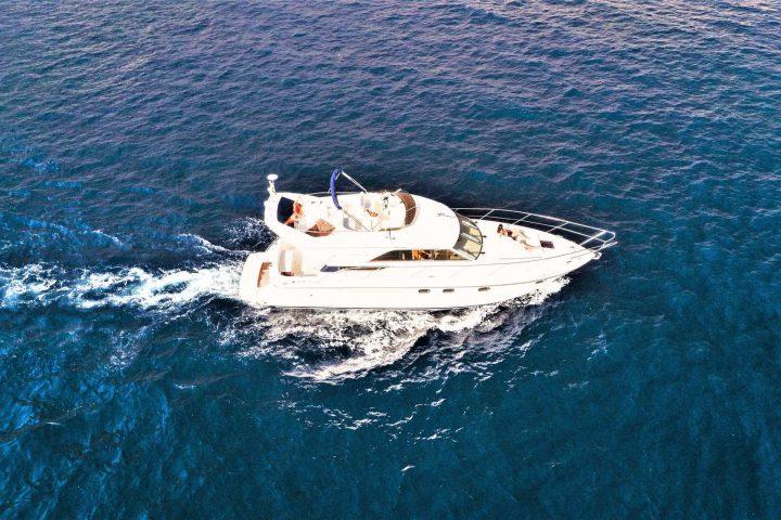 Luxury Motor Yacht Charter in Tenerife south with Princess 440 - 5074  