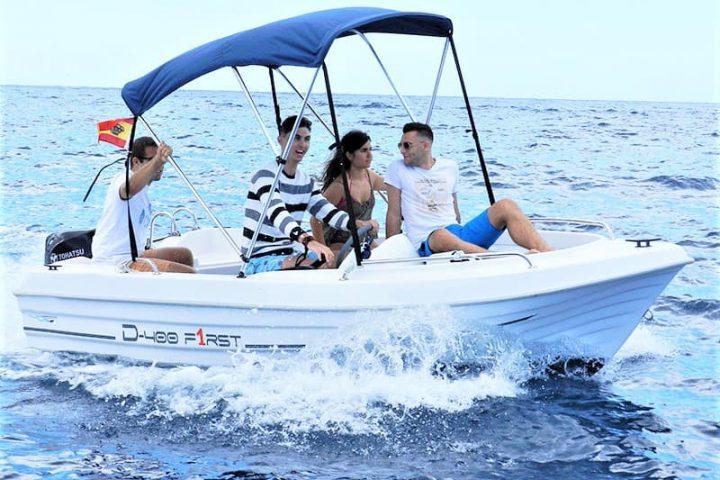 Small Motor Boat Rental without License in Tenerife - 2500  