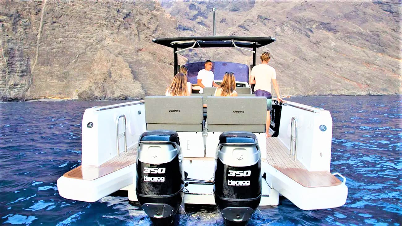 Tenerife Speed Boat Charter, Puerto Colon